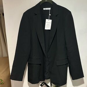 Cicy Bell Women's Black Blazer